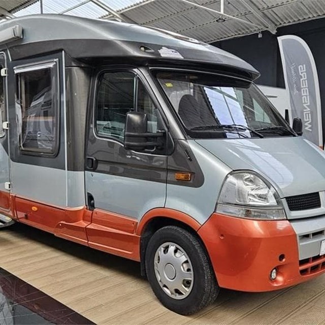 AUTOCARAVANA BURSTNER T675 DOS PLAZAS EN ASTURIAS 