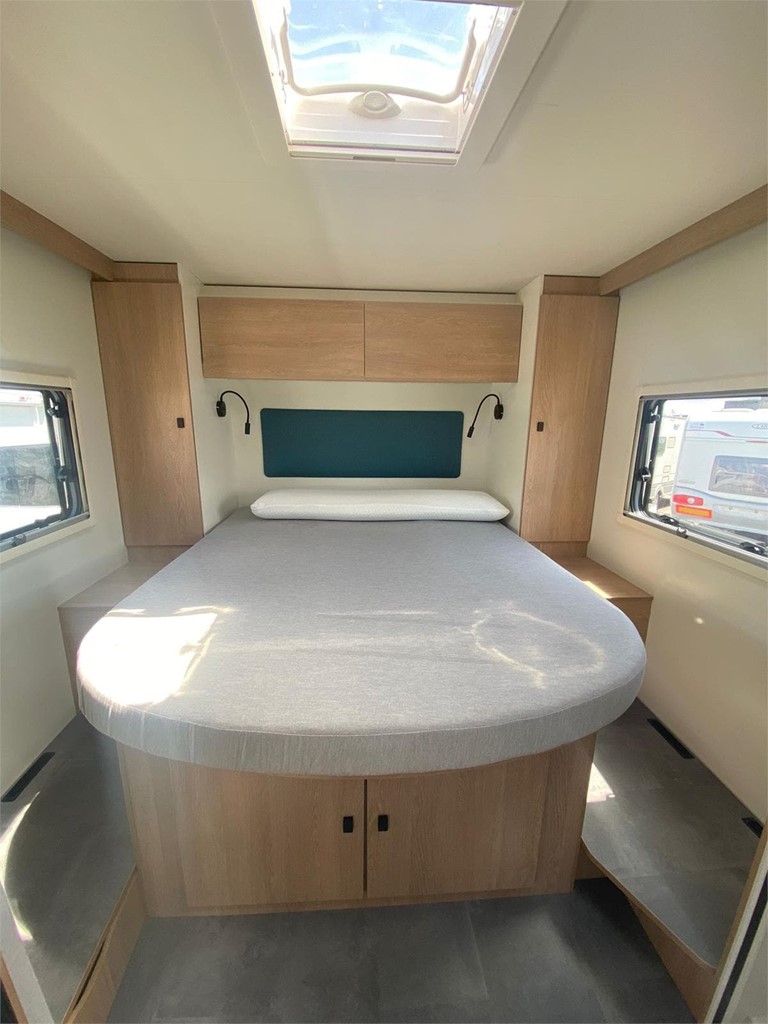 Foto 6 AUTOCARAVANA CAMA ISLA 4