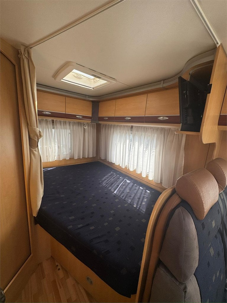Foto 6 AUTOCARAVANA DETHLEFFS INTEGRAL 6 PLAZAS OCASION