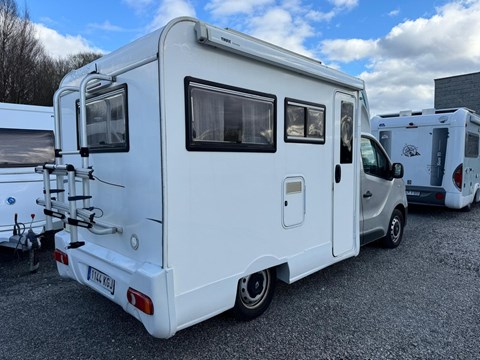 AUTOCARAVANA DOS PLAZAS ENAIRE EVOLUTION [VENDIDA]