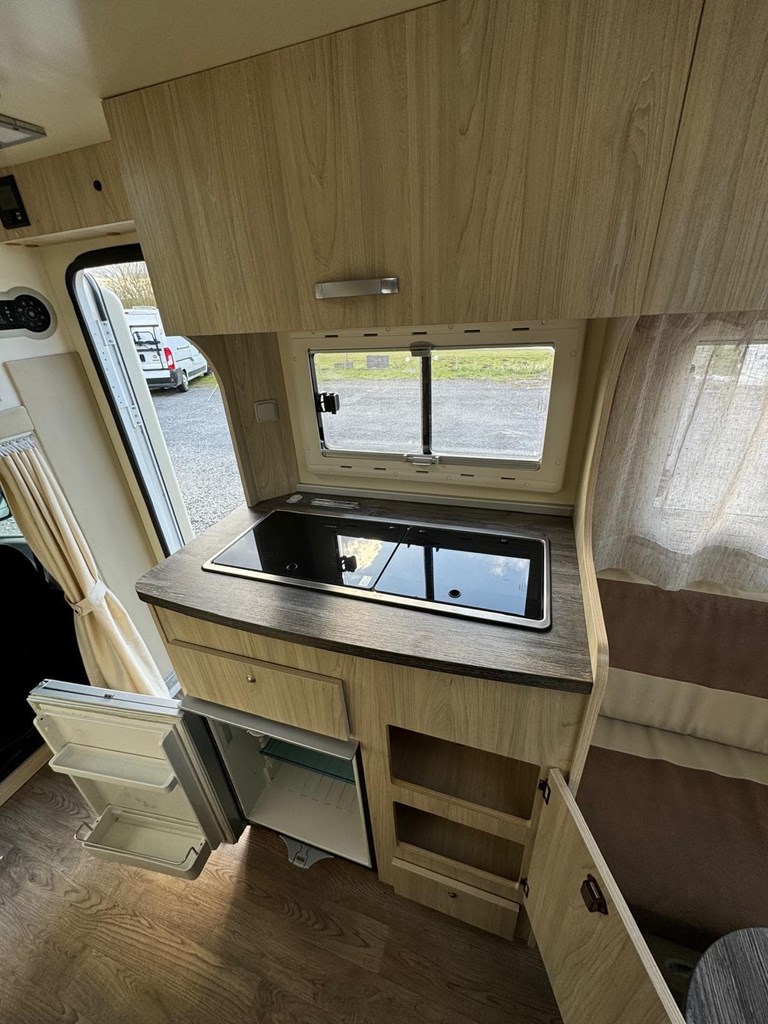 Foto 7 AUTOCARAVANA DOS PLAZAS ENAIRE EVOLUTION [VENDIDA]