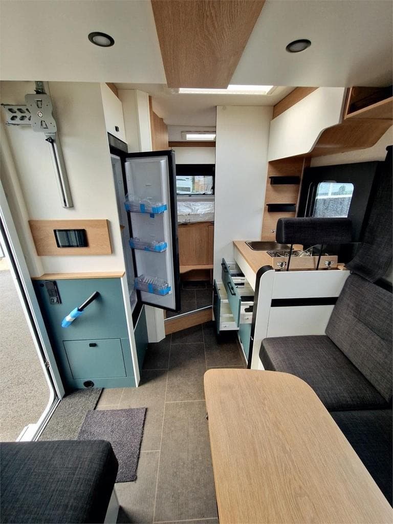 Foto 2 AUTOCARAVANA PILOTE ATLAS A690G [VENDIDA]