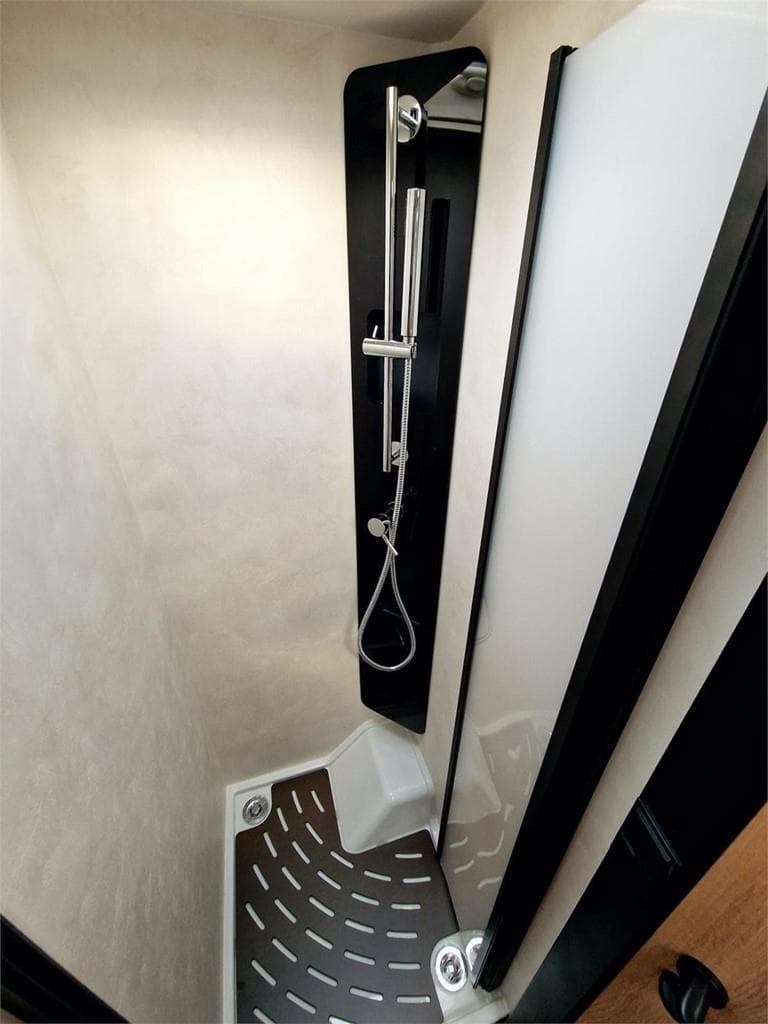 Foto 8 AUTOCARAVANA PILOTE ATLAS A690G [VENDIDA]