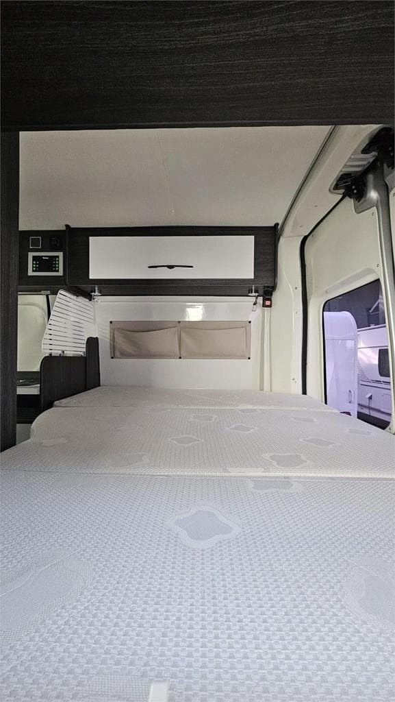 Foto 6 BENIMAR BENIVAN 106 EN ASTURIAS [VENDIDA]