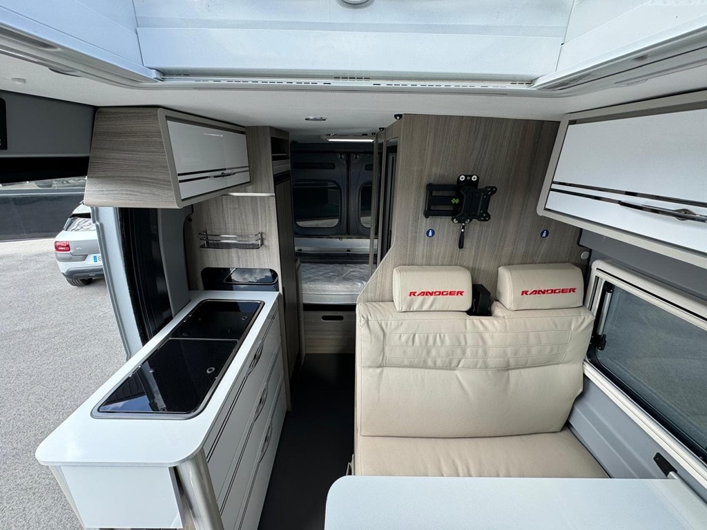 Foto 4 CAMPER 4 PLAZAS RANDGER R600 SEMINUEVA [VENDIDA]