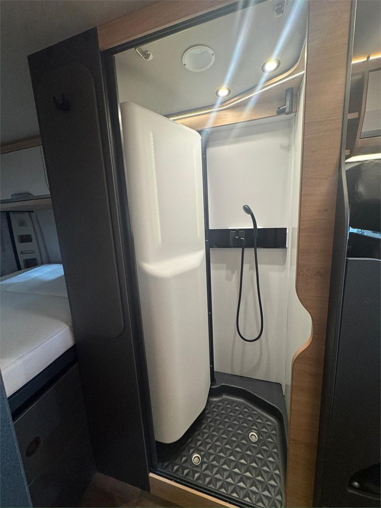 Foto 11 CAMPER KNAUS BOXLIFE 600 MQ PLATINUM SELECTION
