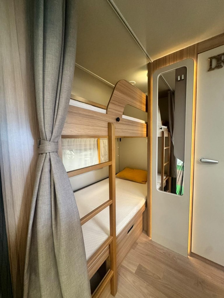 Foto 5 CARAVANA RUTERA WEINSBERG CARATWO 400 LK