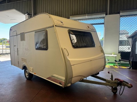 CARAVANA SUN ROLLER JAZZ 400 CP CON AIRE ACONDICIONADO [VENDIDA]