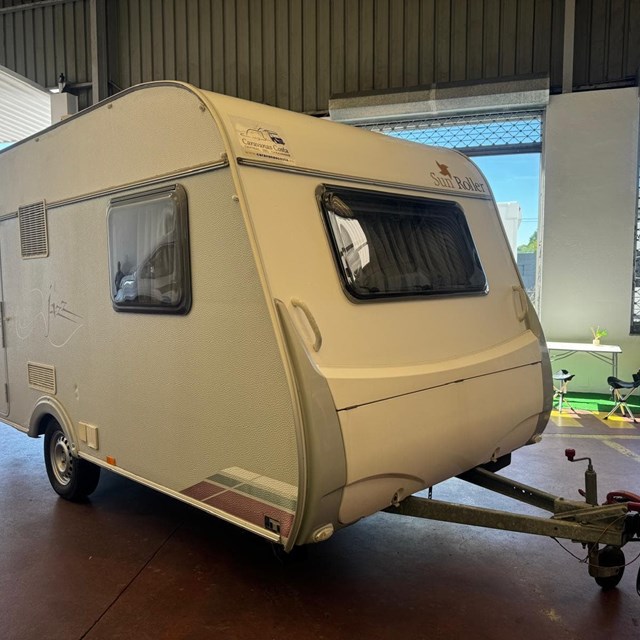CARAVANA SUN ROLLER JAZZ 400 CP CON AIRE ACONDICIONADO [VENDIDA]