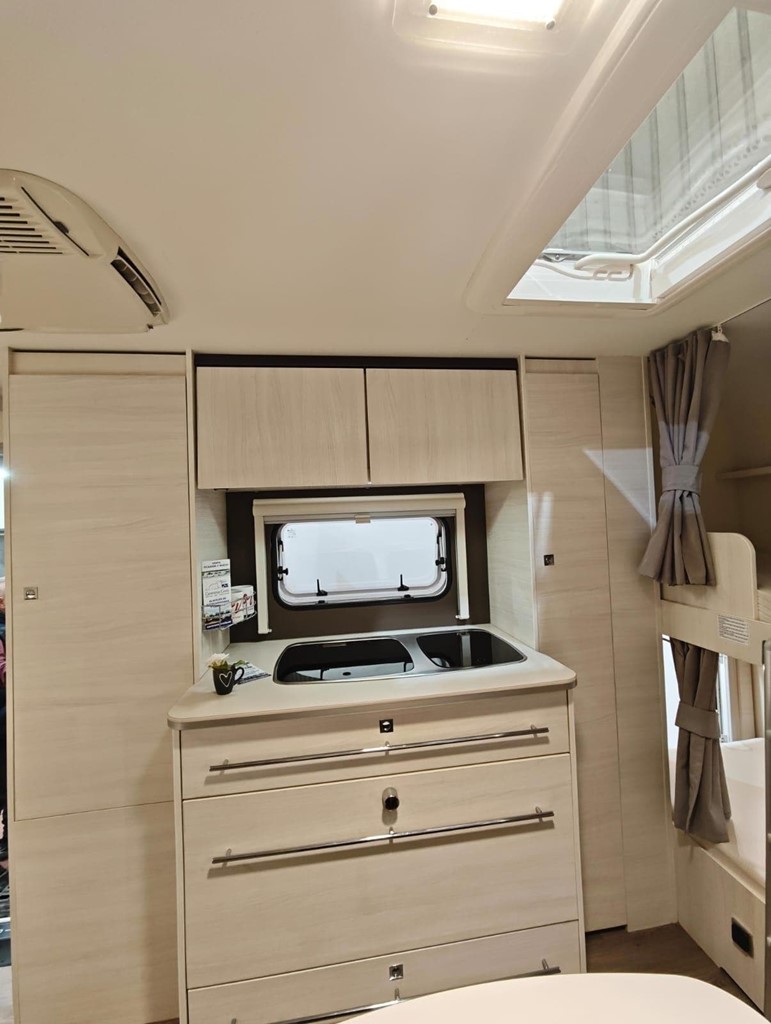 Foto 4 CARAVELAIR ANTARES 476 TRES AMBIENTES RUTERA [VENDIDA]