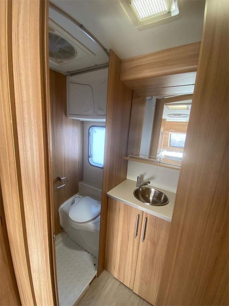 Foto 10 CARAVELAIR ANTARES 496 AÑO 2017 CON 3 LITERAS [VENDIDA]