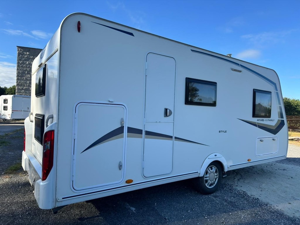Foto 15 CARAVELAIR ANTARES FAMILY 486