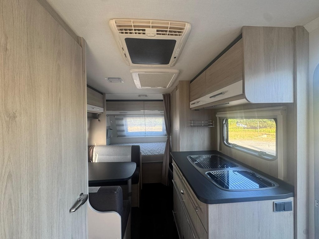 Foto 4 CARAVELAIR ANTARES FAMILY 486