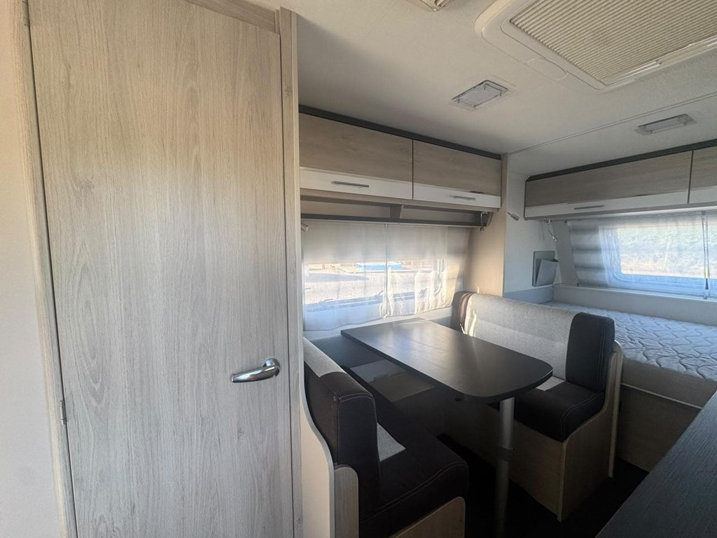Foto 5 CARAVELAIR ANTARES FAMILY 486