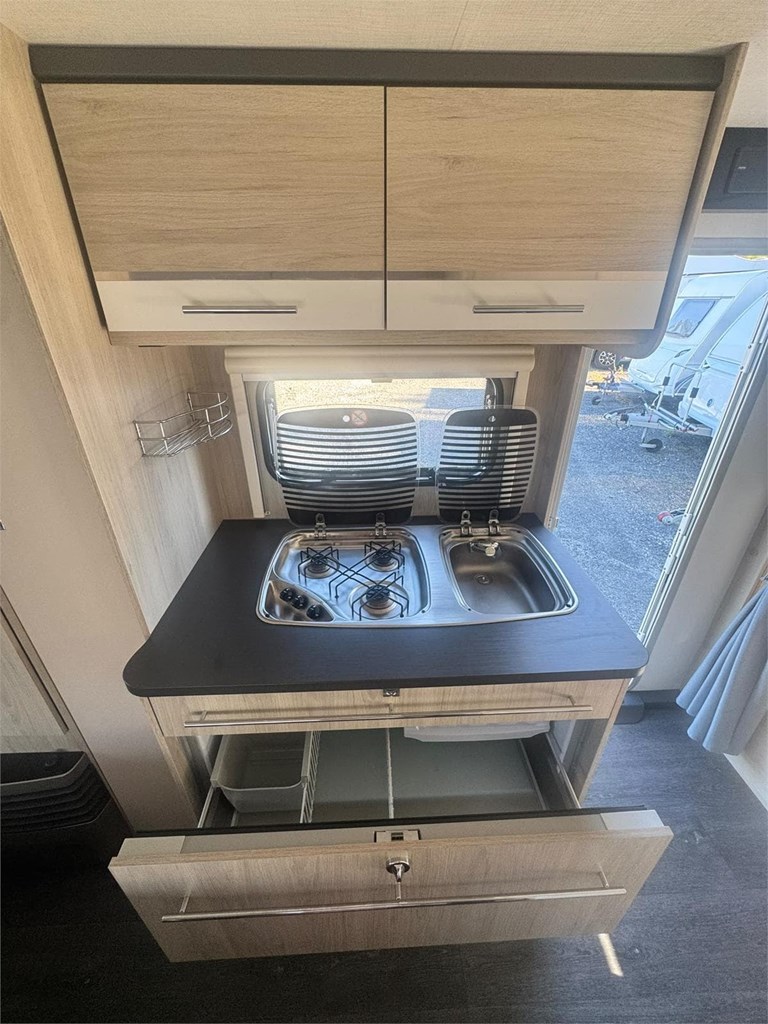 Foto 7 CARAVELAIR ANTARES FAMILY 486