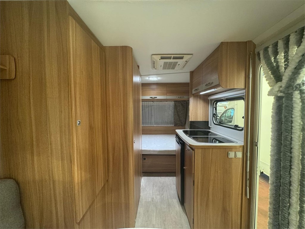Foto 3 CARAVELAIR ANTARES STYLE 440 DOS AMBIENTES 