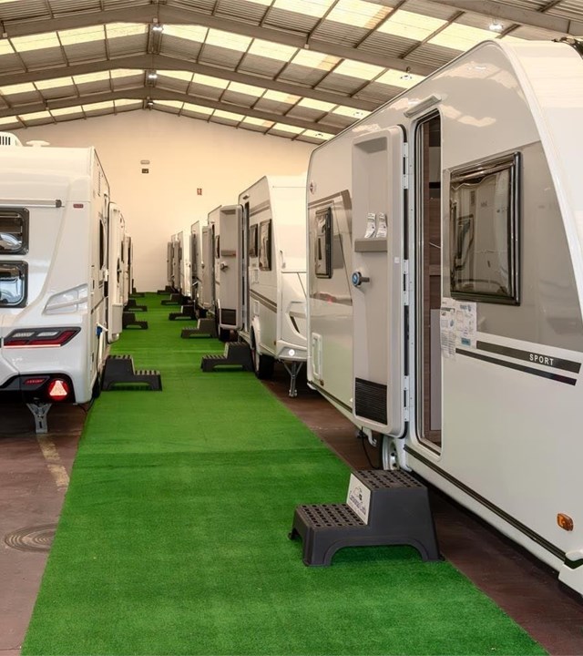 ¿Cómo elegir y mantener las baterías de su caravana?