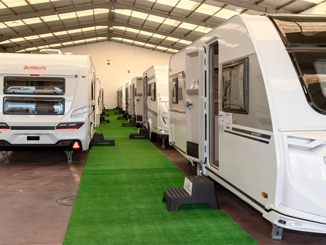 ¿Cómo elegir y mantener las baterías de su caravana?