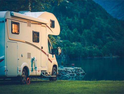 ¿Cuáles son los beneficios de viajar en camper? 