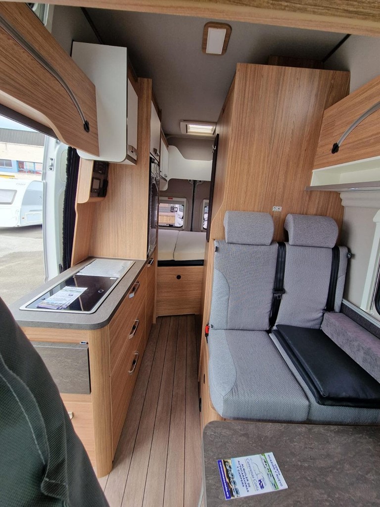 Foto 4 ¡¡DISPONIBLE PARA ENTREGA INMEDIATA!! WEINSBERG CARABUS 600 MQH EN NUESTRA SEDE DE ASTURIAS