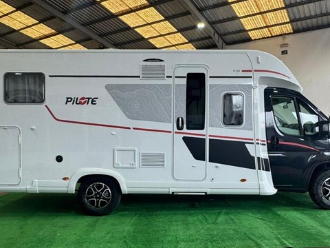 DISPONIBLE PARA YA! PILOTE EVIDENCE P720 FGJ