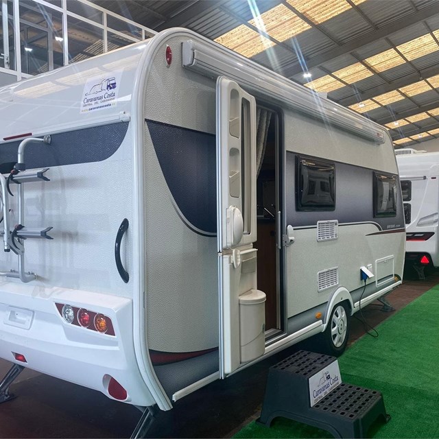 HOBBY 470 KMF ONTOUR 3 AMBIENTES MUY EQUIPADA [VENDIDA]