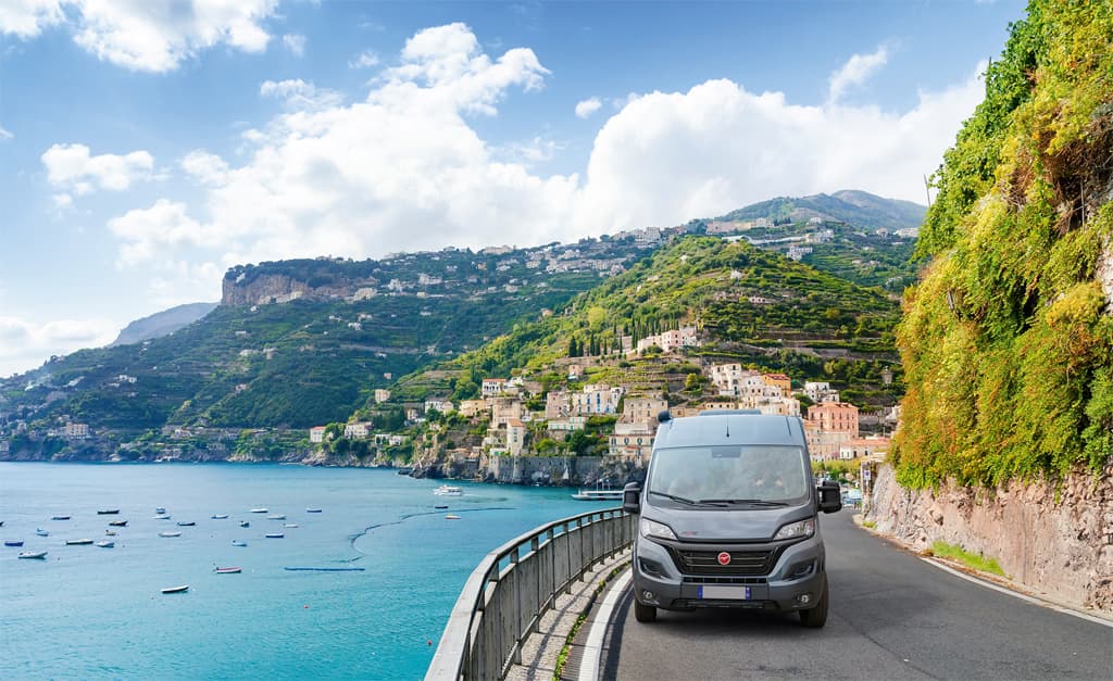 Comprar furgoneta camper Pilote en Galicia