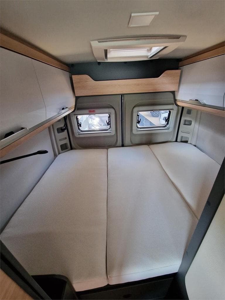 Foto 8 KNAUS BOXLIFE PRO 600 MQ CON TECHO ELEVABLE EN ASTURIAS 