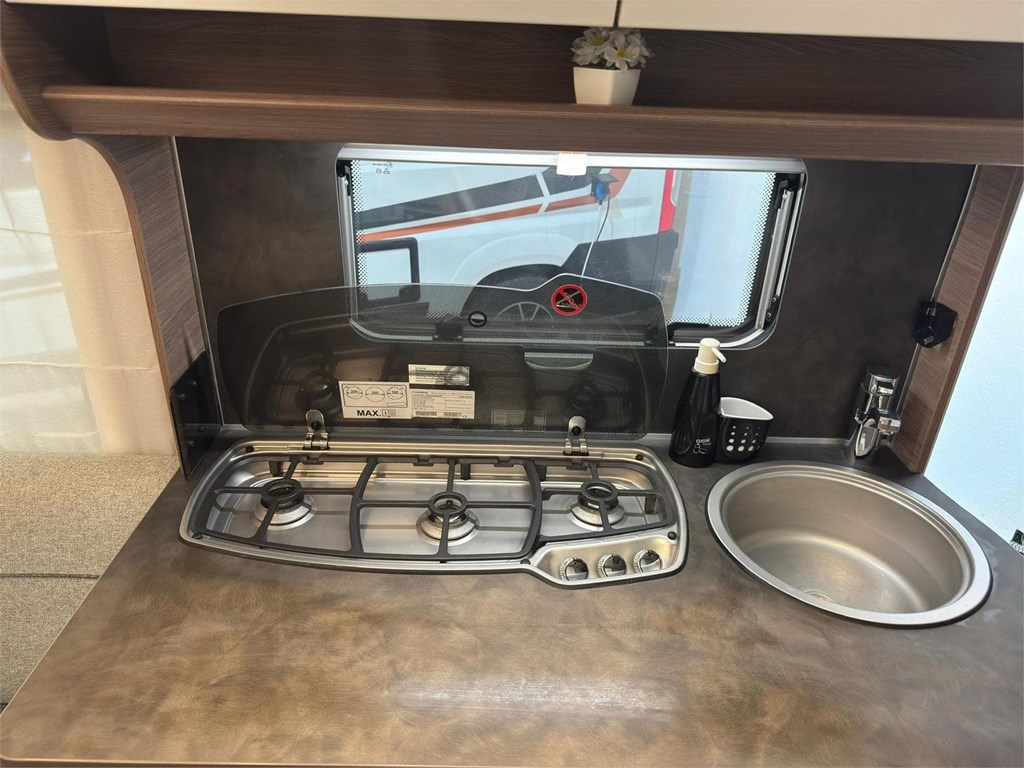 Foto 10 KNAUS SPORT 400 LK SILVER SELECTION