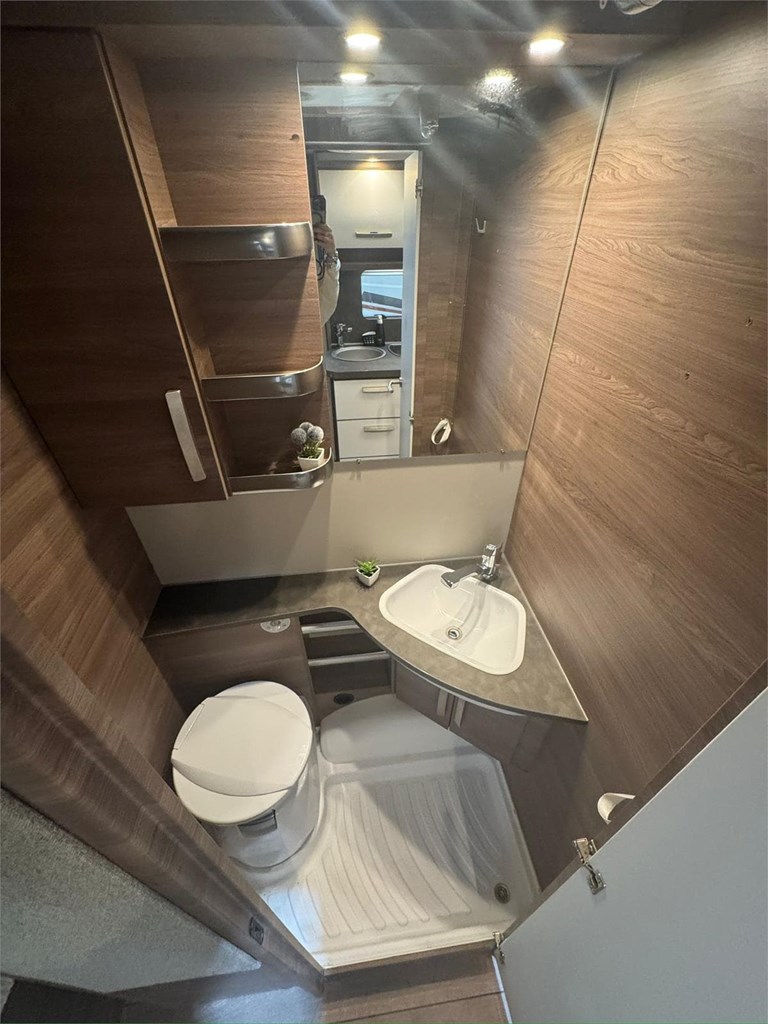 Foto 7 KNAUS SPORT 400 LK SILVER SELECTION