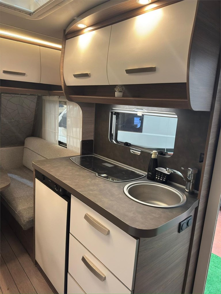 Foto 8 KNAUS SPORT 400 LK SILVER SELECTION