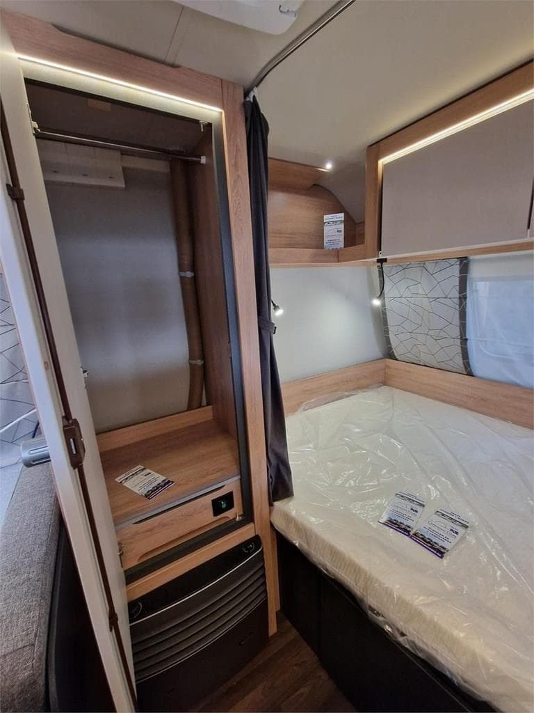 Foto 13 KNAUS SPORT 400QD 