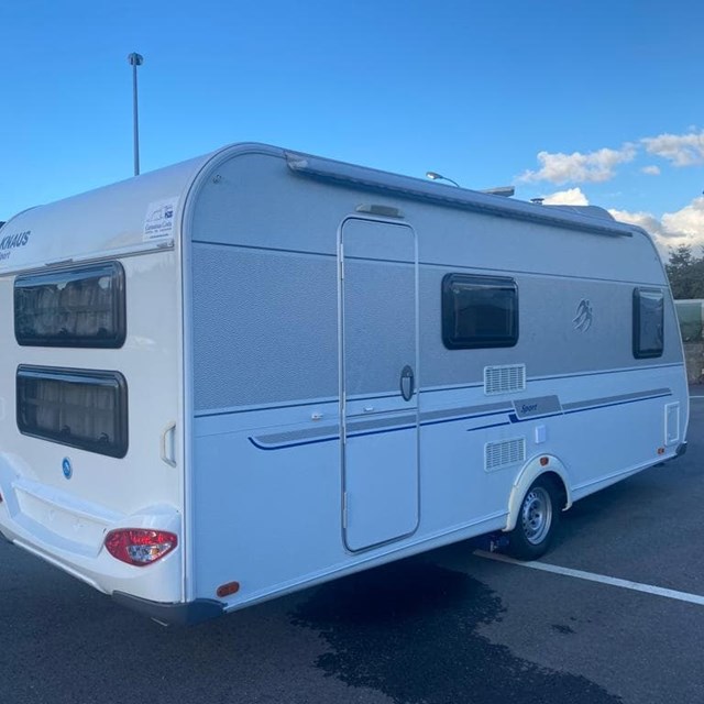 KNAUS SPORT 500 FDK CON MOVER Y AIRE ACONDICIONADO [VENDIDA]