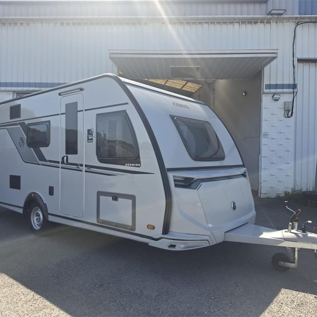 KNAUS SUDWIND 500 QDK BLACK SELECTION [VENDIDA]