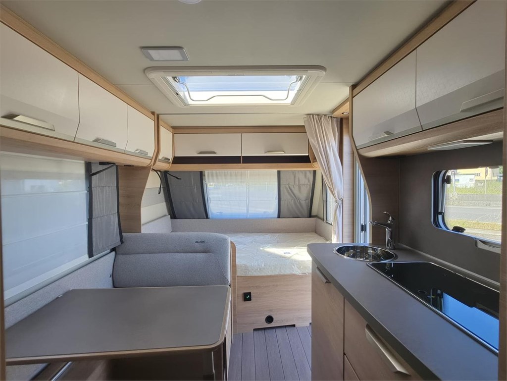 Foto 11 KNAUS SUDWIND 500 QDK BLACK SELECTION