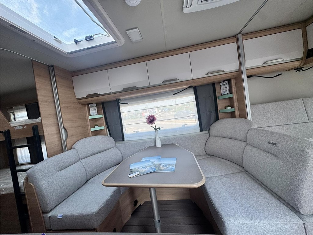 Foto 7 KNAUS SUDWIND 580 QS BLACK SELECTION