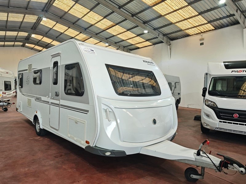 KNAUS SUDWIND 580 QS TRES AMBIENTES [RESERVADA]