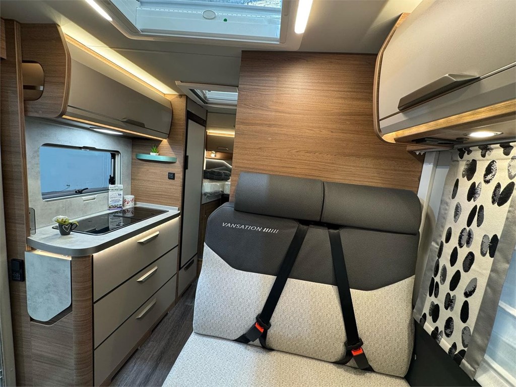 Foto 6 KNAUS VAN TI 650 MEG VANSATION CAMBIO AUTOMATICO 8V
