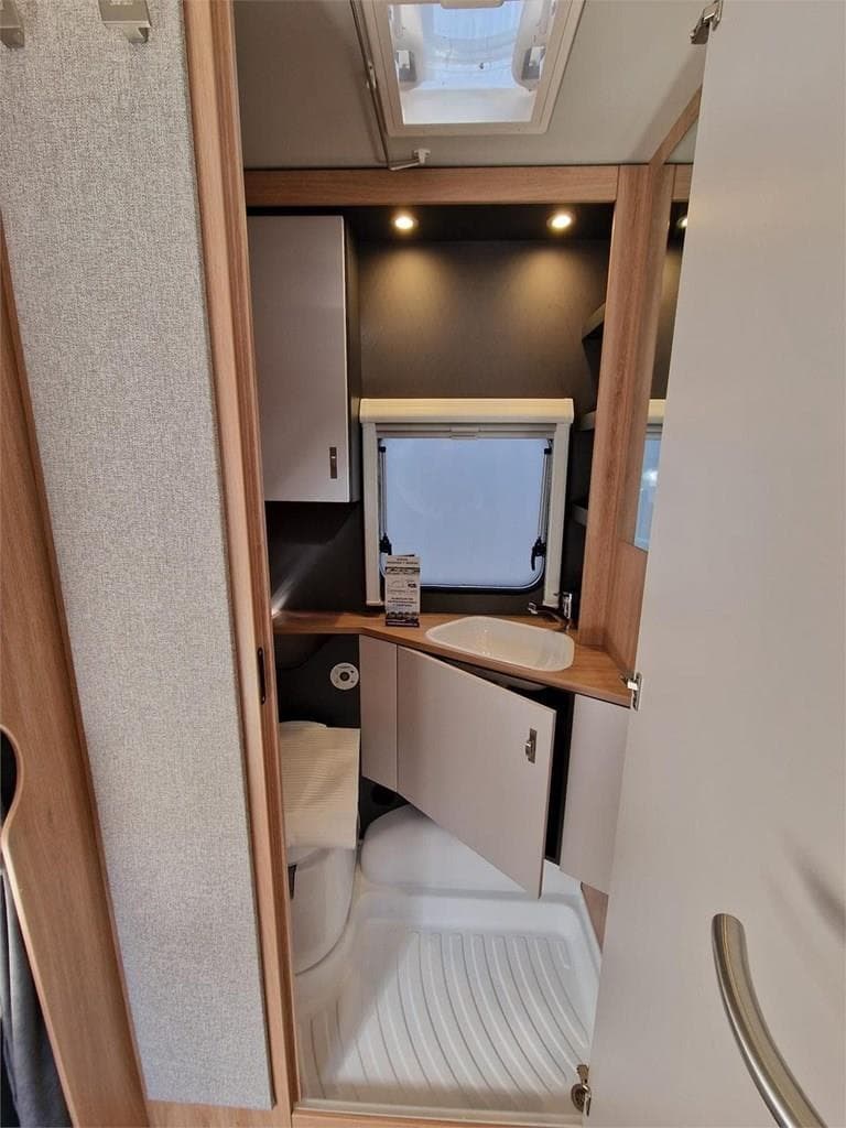 Foto 10 NOVEDAD 2026 KNAUS SPORT 500 QDK EN ASTURIAS