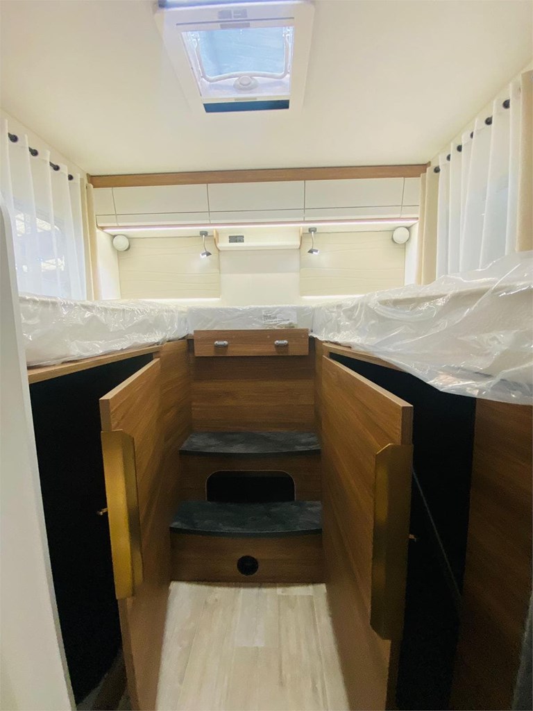 Foto 10 ¡NOVEDAD! KM 0 PILOTE P746 EXCLUSIVE EDITION CAMAS GEMELAS 