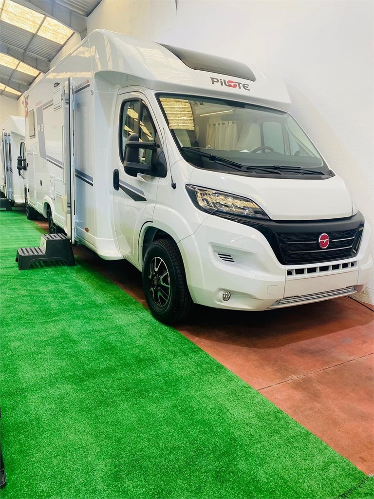 Foto 12 ¡NOVEDAD! KM 0 PILOTE P746 EXCLUSIVE EDITION CAMAS GEMELAS 