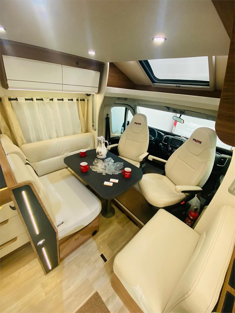 Foto 3 ¡NOVEDAD! KM 0 PILOTE P746 EXCLUSIVE EDITION CAMAS GEMELAS 