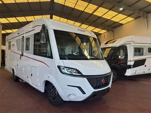 NUEVA AUTOCARAVANA INTEGRAL PILOTE G740 FC EXPRESSION CAMA ISLA 