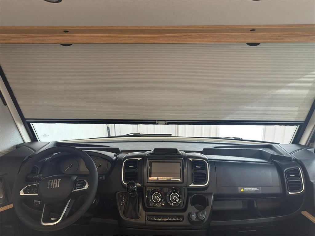 Foto 2 NUEVA AUTOCARAVANA INTEGRAL PILOTE G740 FC EXPRESSION CAMA ISLA 