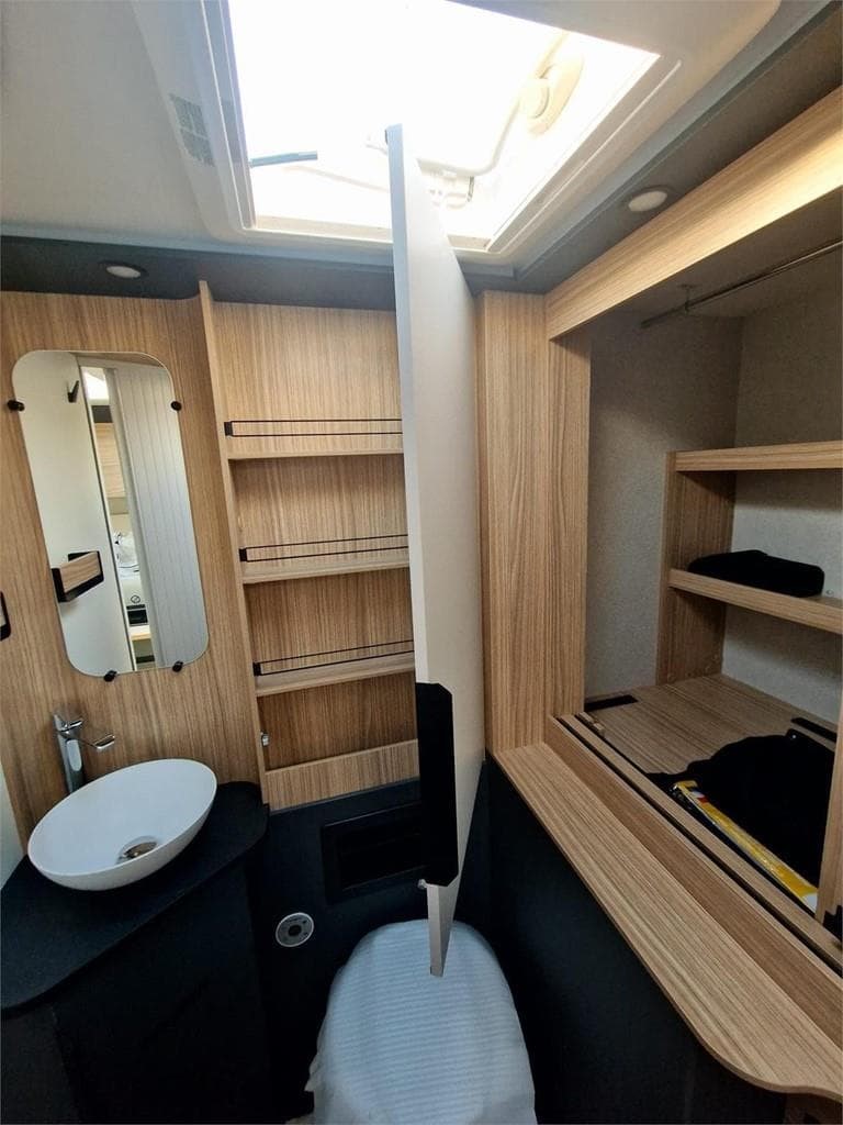 Foto 8 NUEVA AUTOCARAVANA PILOTE EVIDENCE P690D - FINANCIACION - ENTREGA INMEDIATA!! EN ASTURIAS