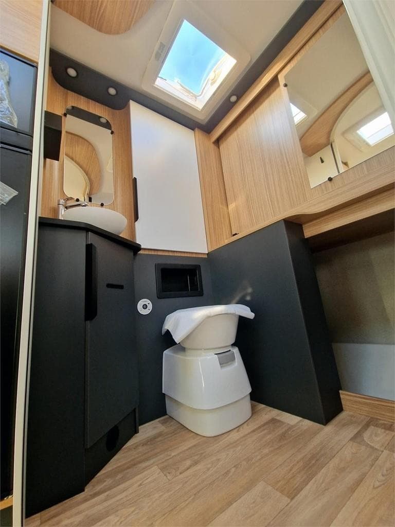 Foto 9 NUEVA AUTOCARAVANA PILOTE EVIDENCE P690D - FINANCIACION - ENTREGA INMEDIATA!! EN ASTURIAS