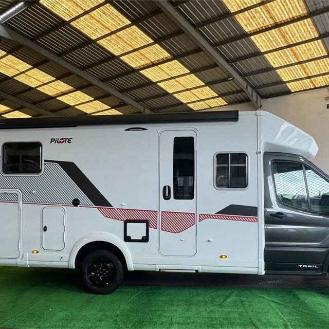 NUEVO MODELO DE PILOTE ATLAS A690GJ 