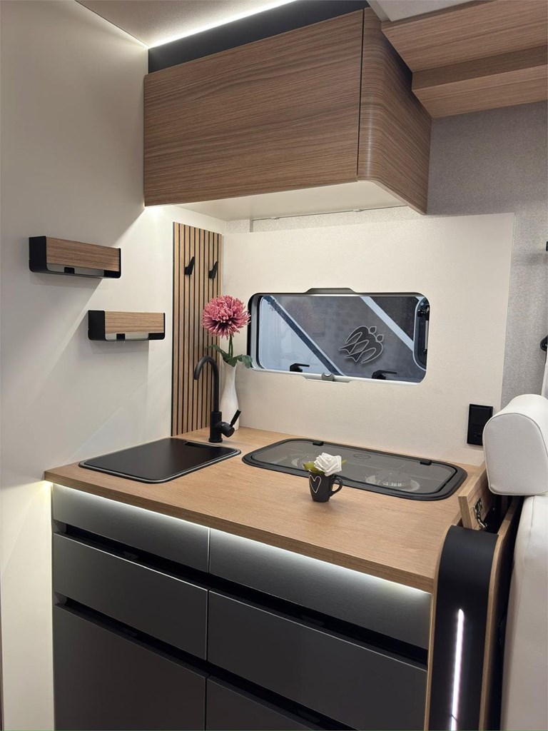 Foto 5 NUEVO MODELO PILOTE P740 FGJ EVIDENCE 