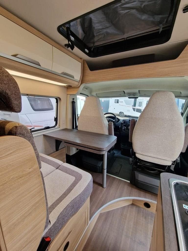 Foto 5 OCASIÓN - KNAUS CON TECHO ELEVABLE
