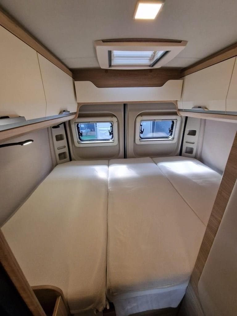 Foto 6 OCASIÓN - KNAUS CON TECHO ELEVABLE